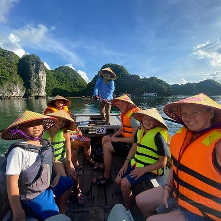 Halong Sapphire Cruises Hotel Ha Long Exterior foto
