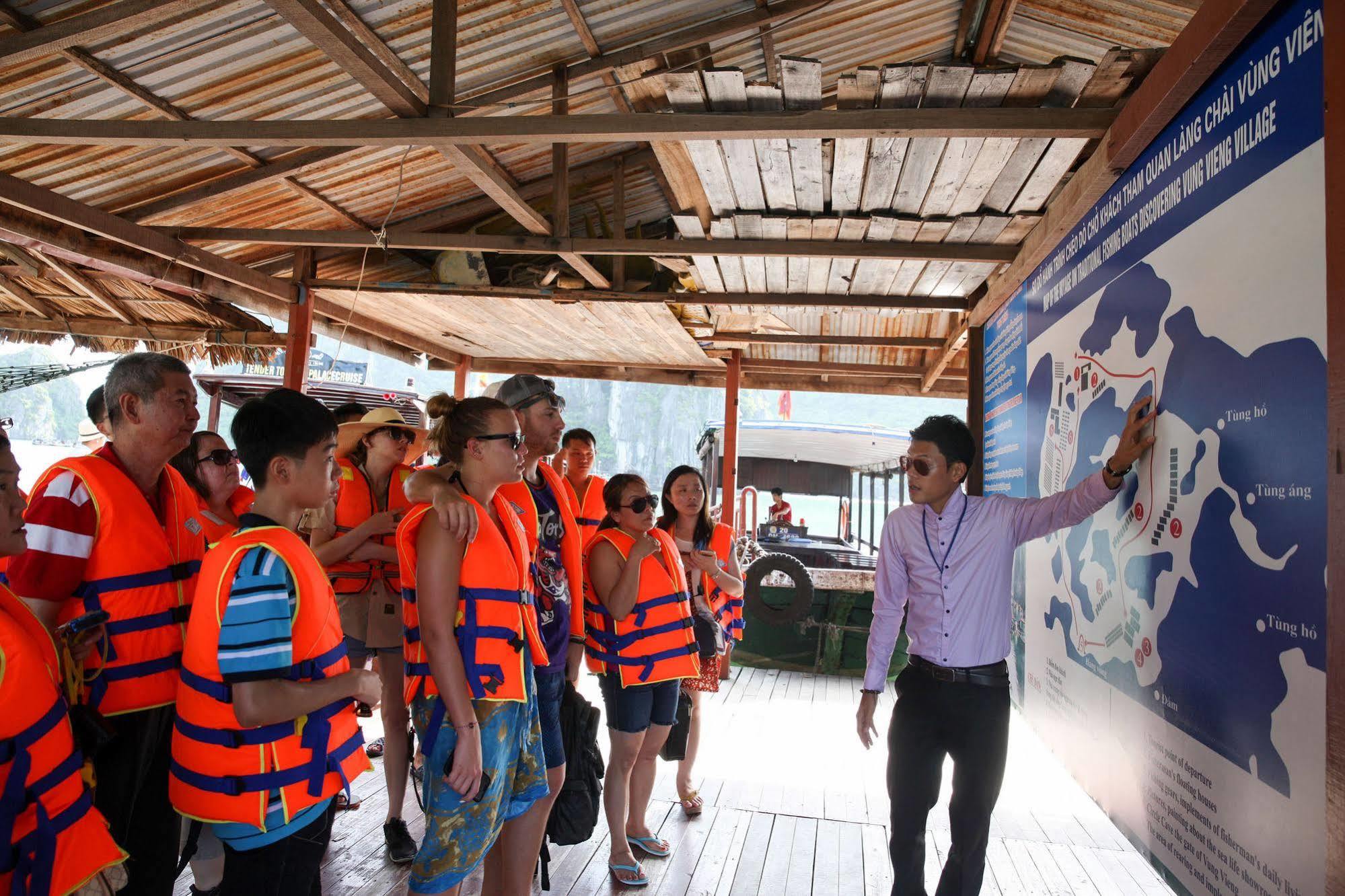 Halong Sapphire Cruises Hotel Ha Long Exterior foto